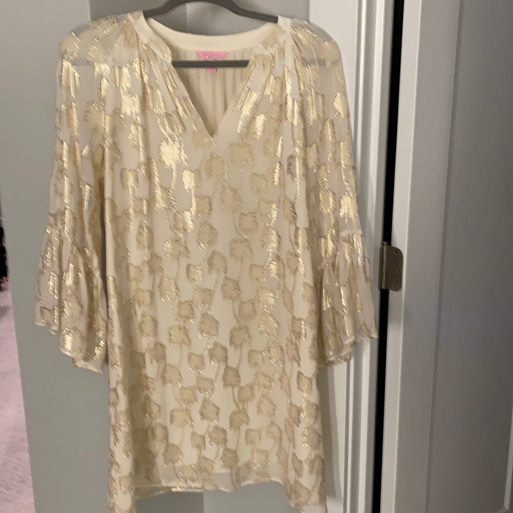 Only worn once and dry cleaned